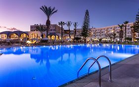 Louis Phaethon Beach